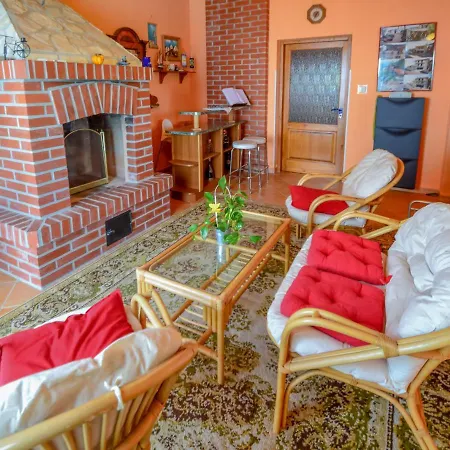 By Interhome * Lovran