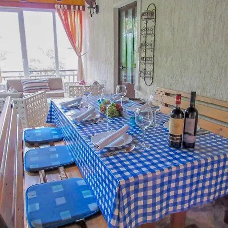 By Interhome Case de vacanță