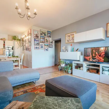 By Interhome Ferienhaus *