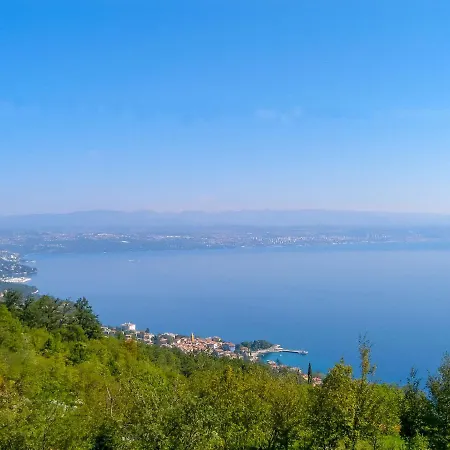 By Interhome * Lovran